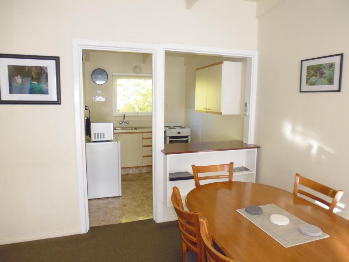 האנמר ספרינגס Spa Lodge Motel מראה חיצוני תמונה