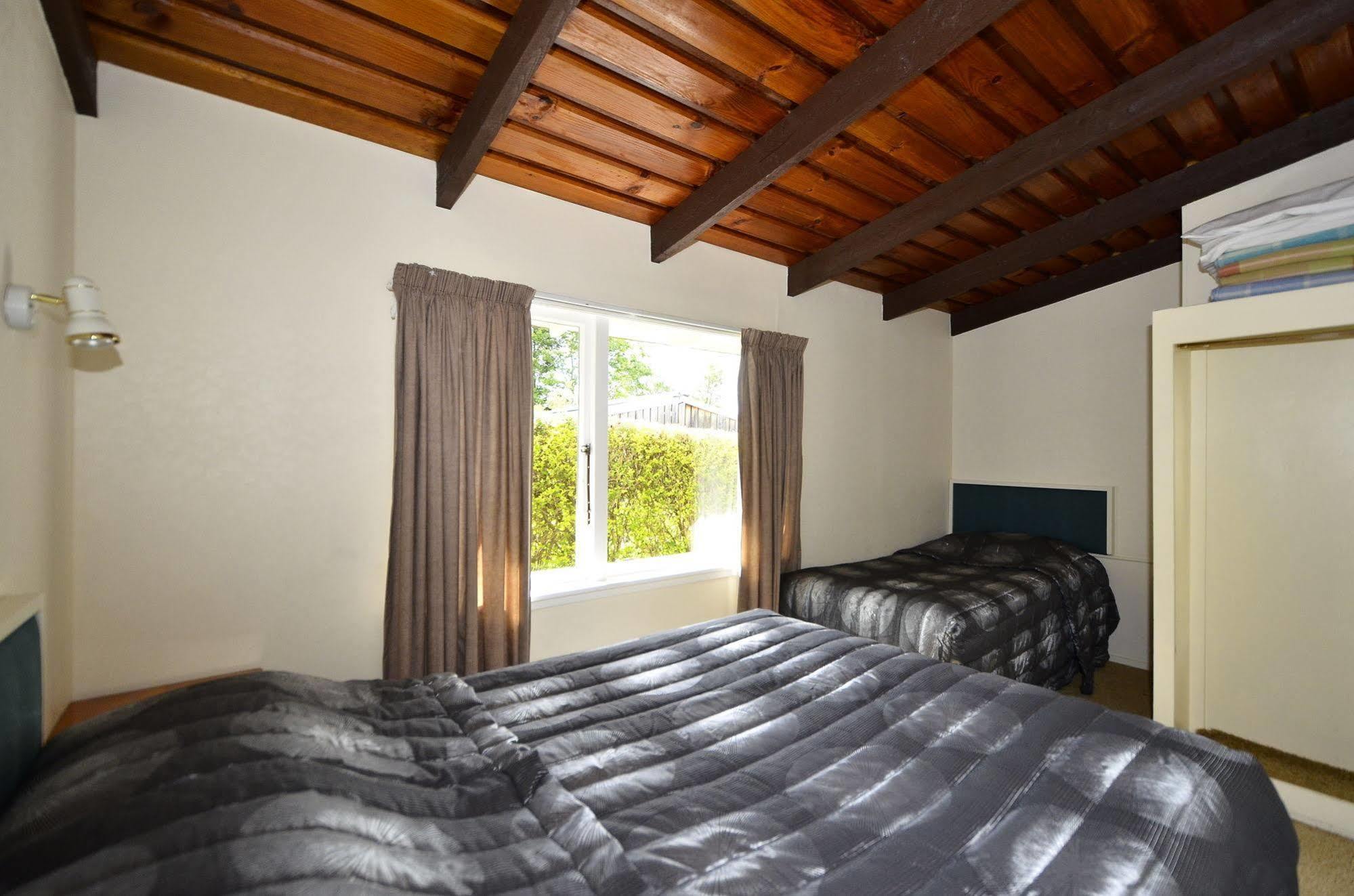 האנמר ספרינגס Spa Lodge Motel מראה חיצוני תמונה