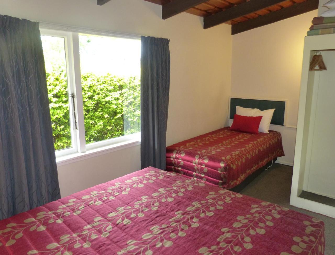 האנמר ספרינגס Spa Lodge Motel מראה חיצוני תמונה