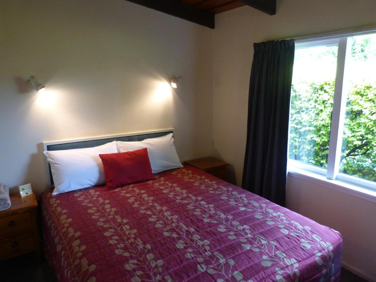 האנמר ספרינגס Spa Lodge Motel מראה חיצוני תמונה
