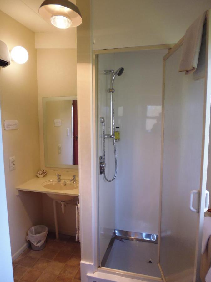 האנמר ספרינגס Spa Lodge Motel מראה חיצוני תמונה